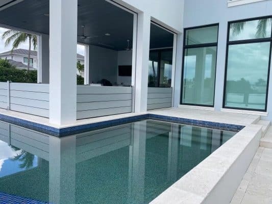 Aluminum Flood Barrier for Swimming PoolAluminum Flood Barrier for Swimming Pool