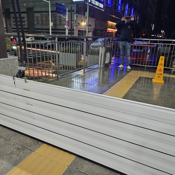 Automatic-Flood-Protection-Gate-7.jpg